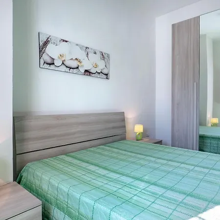 Bilocale Gino Retro Apartment Torre Lapillo